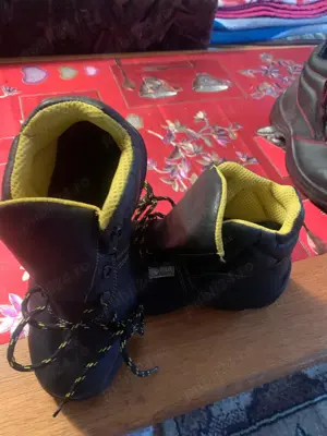 papuci de lucru in constructii