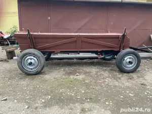 Vand caruta remorcabila dupa tractor