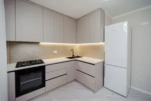 Garsoniera in zona Florilor