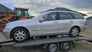 Mercedes C220 / W203 - imagine 9