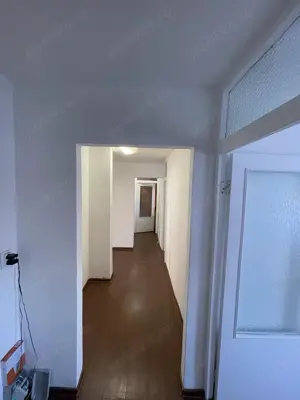 Apartament 4 camere zona Lipovei - imagine 3 Apartament 4 camere zona Lipovei - imagine 3