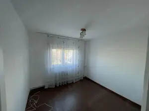 Apartament 4 camere zona Lipovei - imagine 9 Apartament 4 camere zona Lipovei - imagine 9