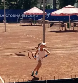 Instructor tenis de câmp  - imagine 2