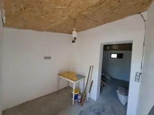 Apartament cu 3 camere la etajul 1 plus anexe, complet mobilat , nou - imagine 10