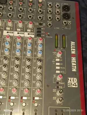 Mixer profesional 24 canale - imagine 3