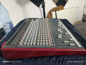 Mixer profesional 24 canale - imagine 2