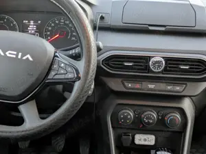 Dacia Sandero  1.0 TCE 90 CP 2024 - imagine 3