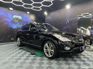 Infiniti QX50 - 68.000 km , al doilea proprietar 