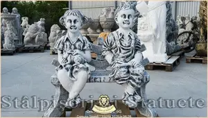 Statuete copii pe băncuță, gri patinat, model S24.