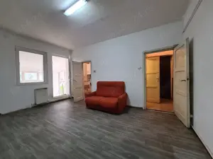 Spatiu zona Garii   statia Faget   38 mp   vizibilitate stradala - imagine 4