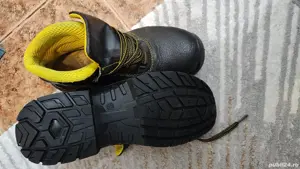 Ghete cu bombeu - imagine 2