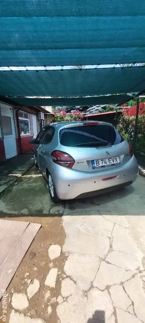Peugeot 208, model 2016  IMPECABIL - imagine 3