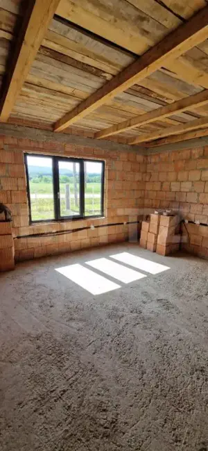 Casa parter, 120 mp, teren 1000 mp, la 25 km de orasul Bistrita - imagine 6