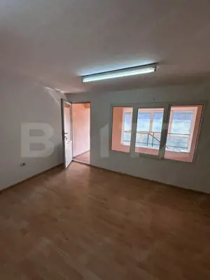 Spatiu de birouri, de inchiriat, 19 mp, zona centrala - imagine 4