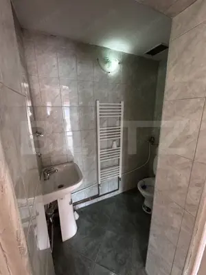 Spatiu de birouri, de inchiriat, 19 mp, zona centrala - imagine 11