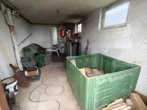 Casa de vanzare, cu 4 camere, 300 mp, zona exterior sud - imagine 14