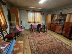 Casa cu 2 camere, 250 mp, zona sud-est - imagine 12