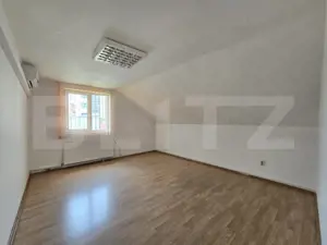 Casa de vanzare, cu 9 camere, 308 mp, zona RrM1 - imagine 11