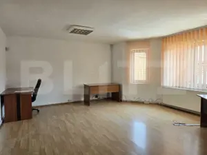 Casa de vanzare, cu 9 camere, 308 mp, zona RrM1 - imagine 5