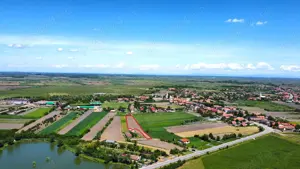 Teren intravilan 2.500 mp in Boghis | Ideal pentru casa sau pensiune | langa balta de pescuit