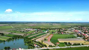 Teren intravilan 2.500 mp in Boghis | Ideal pentru casa sau pensiune | langa balta de pescuit - imagine 2