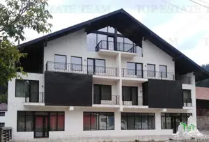 Pensiune premium de vanzare in Voronet – 1.610 mp utili, teren 1.021 mp, afacere turistica activa