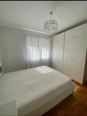 Apartament 2 camere decomandat Faleza Nord - imagine 3