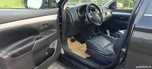 Mitsubishi outlander PHEV 2.0 - imagine 6