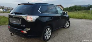 Mitsubishi outlander PHEV 2.0 - imagine 7