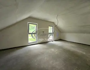 Casa cu terasa si curte mare, atmosfera rurala aproape de oras - imagine 12