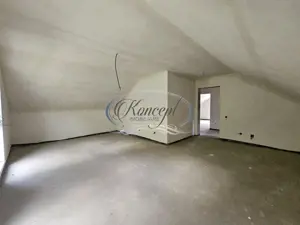 Casa cu terasa si curte mare, atmosfera rurala aproape de oras - imagine 13