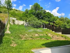 Casa cu terasa si curte mare, atmosfera rurala aproape de oras - imagine 7