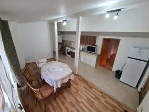 Cazare muncitori Inchiriez casa cu 3 camere  - imagine 2