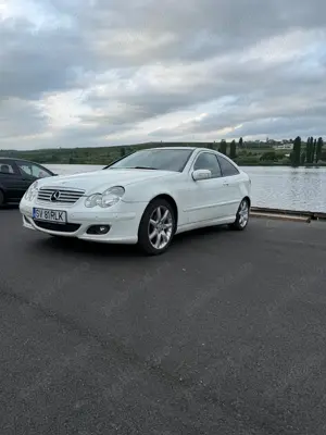 Mercedes Benz C200 Coupe Facelift - imagine 2
