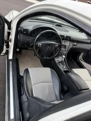 Mercedes Benz C200 Coupe Facelift - imagine 4