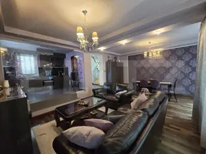 Casa solida, individuala si elegant amenajata la vanzare in Cartieru Iris - imagine 2