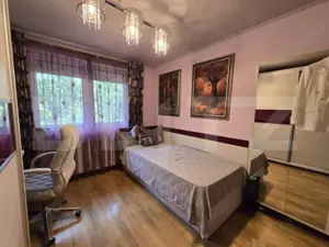 Casa solida, individuala si elegant amenajata la vanzare in Cartieru Iris - imagine 7