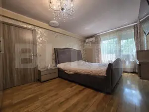 Casa solida, individuala si elegant amenajata la vanzare in Cartieru Iris