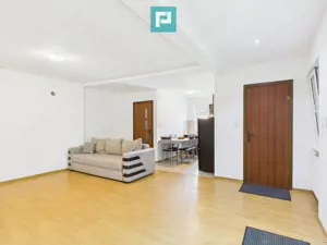 Casă de vacanță mobilată și utilată la Miniș - imagine 8