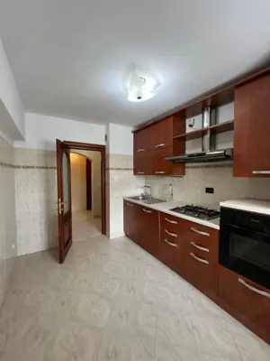 Apartament 2 camere decomandat   Bulevardul Independenței