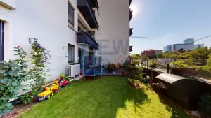 Apartament cu 3 camere, loc de parcare si gradina, de vanzare - Laguna Residence