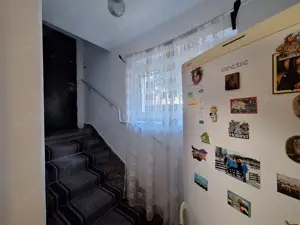 Apartament la casa,central,curte - imagine 10