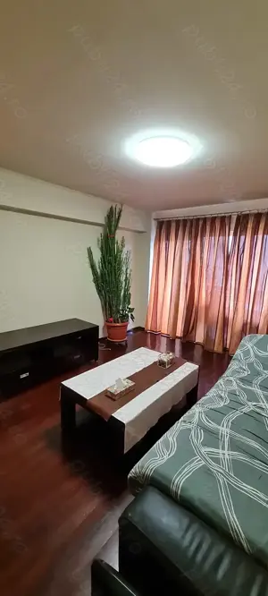 Inchiriez apartament 2 camere central - imagine 4