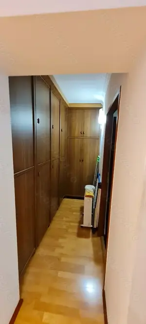 Inchiriez apartament 2 camere central - imagine 6