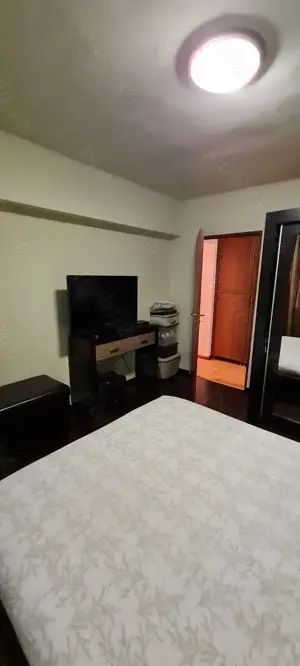 Inchiriez apartament 2 camere central - imagine 10