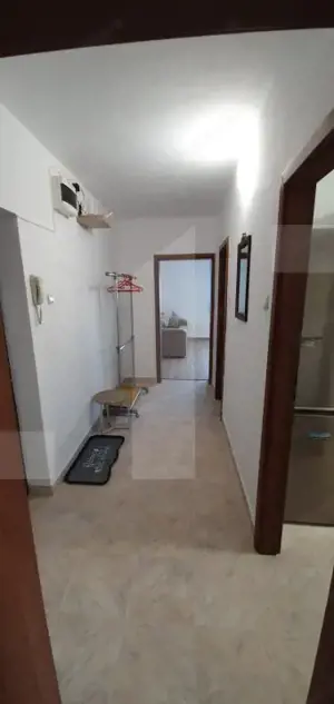 Apartament de vanzare, cu 2 camere, zona Aviatiei - imagine 3