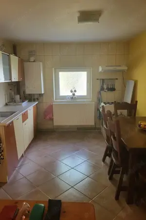 casa Fieni dambovita aproape de padure - imagine 3