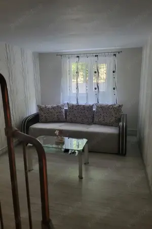 casa Fieni dambovita aproape de padure - imagine 2