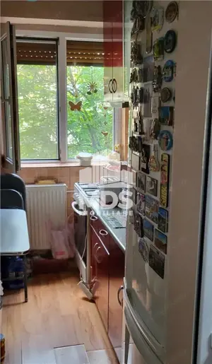 Apartament cu 3 camere la etajul 1 in Piata Dacia - imagine 3