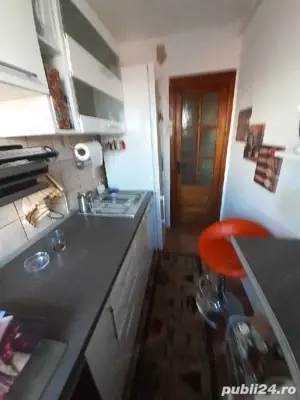 Etaj 3 cu central #259; propie ling #259; Jude #539;ean